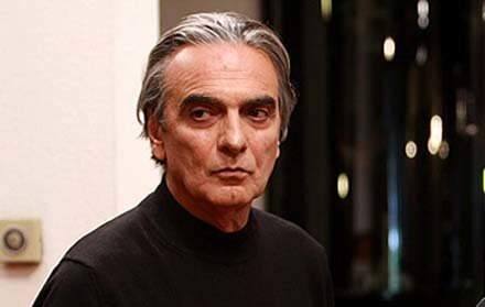 برگزاری مراسم یادبود همایون ارشادی