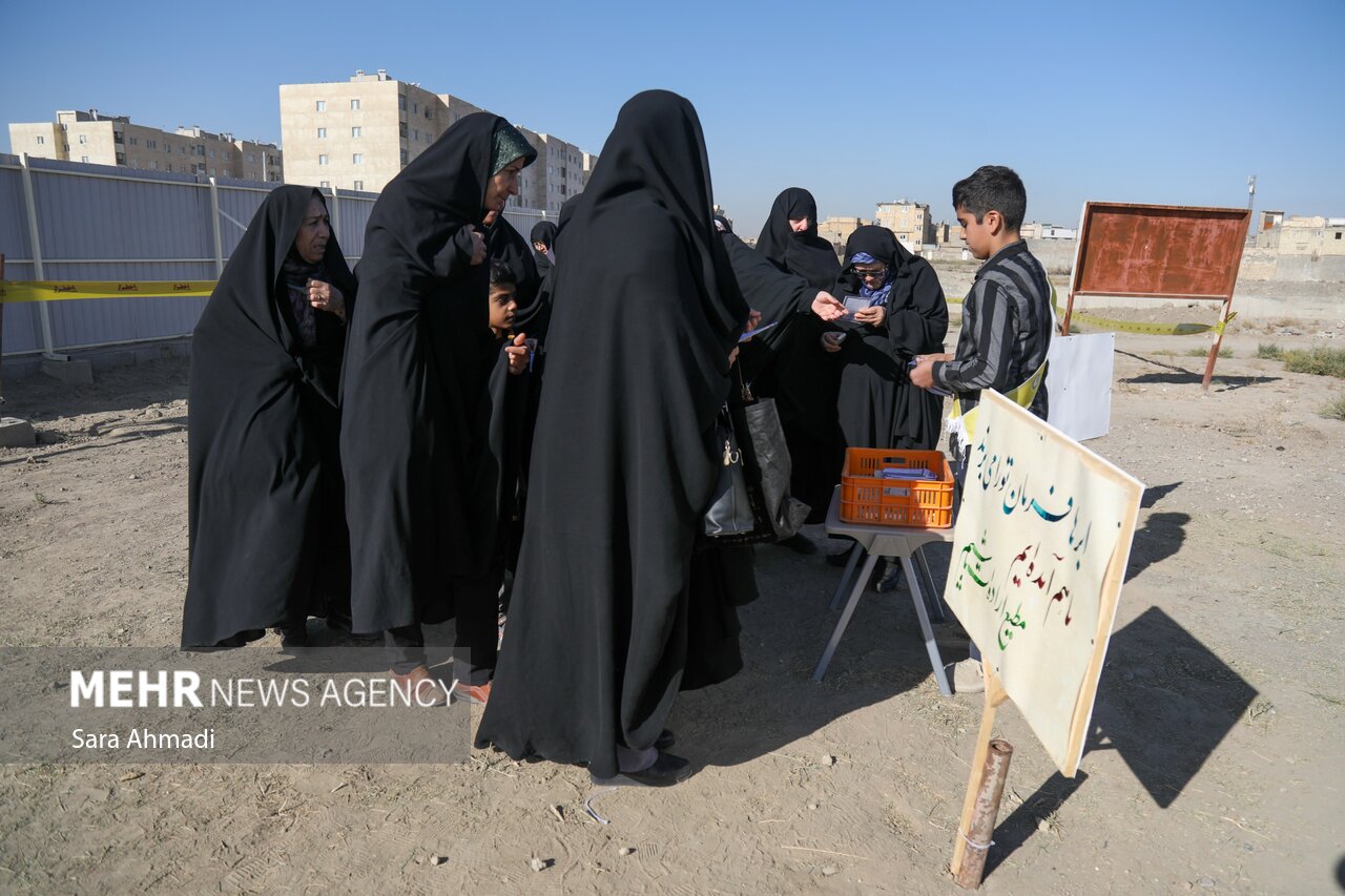 عکس/اقامه نماز باران در مشهد