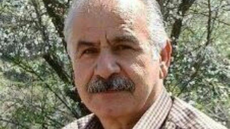 پیشکسوت شعر گِرمی مغان: فضای مجازی بوی کتاب نمی‌دهد