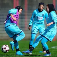 اولین جلسه تمرین خاتون بم در شهر ووهان چین