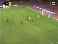 گل دوم آرژانتین توسط لیونل مسی در دقیقه 81