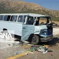تصادف مینی‌بوس و سواری؛ ۲ کشته و ۱۶ مصدوم