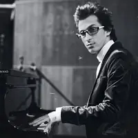 ۱۱ سال پیش در چنین روزی مرتضی پاشایی خواننده پاپ درگذشت