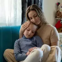 پیامد عزت نفس پایین در مادر و راهکارهای تقویت آن