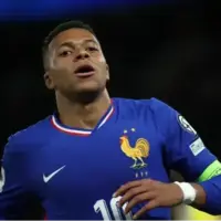 امباپه اردوی فرانسه را ترک کرد