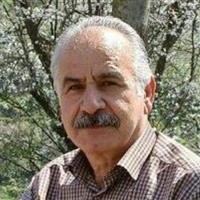 پیشکسوت شعر گِرمی مغان: فضای مجازی بوی کتاب نمی‌دهد