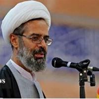 باید فرهنگ مطالعه در جامعه نهادینه شود