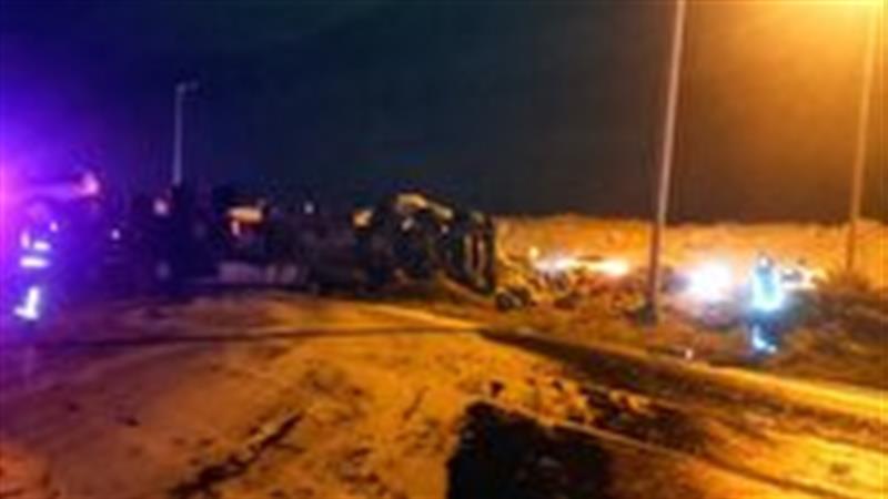 واژگونی تانکر حامل بنزین در محور قم-اراک