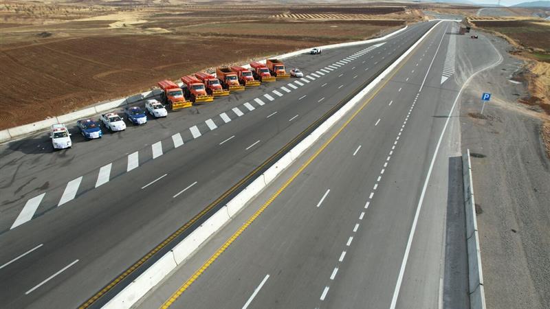 تهیه طرح فنی آزادراه سمنان–شاهرود و صدور مجوز مناقصه قطعه چهارم محور شاهرود- آزادشهر