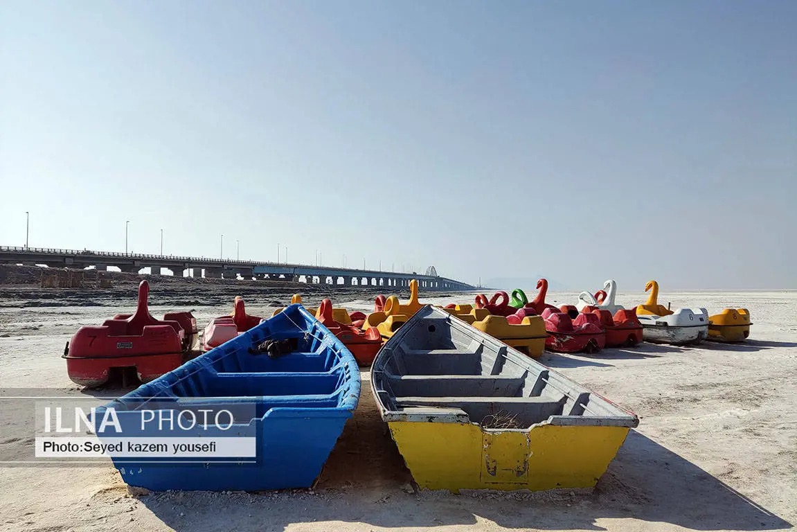 عکس/ تصاویری دردناک از دریاچه ارومیه