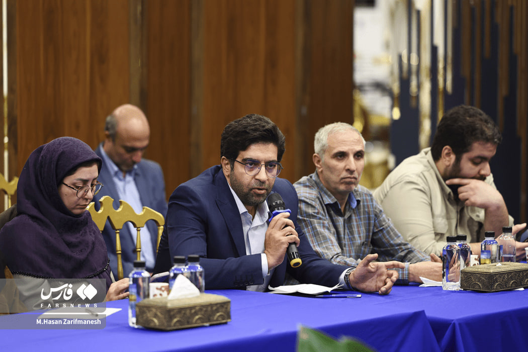 عکس/ نشست خبری رئیس سازمان جغرافیایی وزارت دفاع