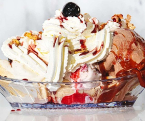 طرز تهیه بستنی موزی سالم با بستنیساز خانگی