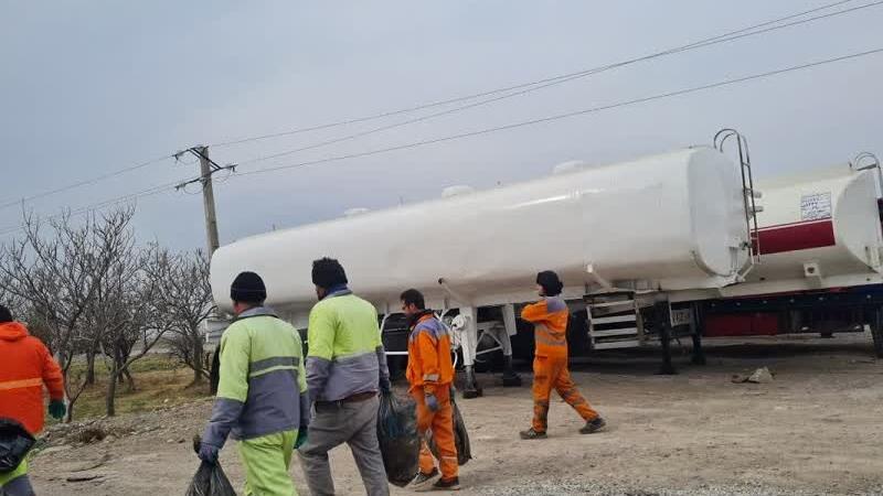 محورهای ورودی اردبیل پاکسازی شد