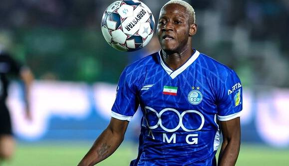 جنپو از امروز در تمرینات استقلال