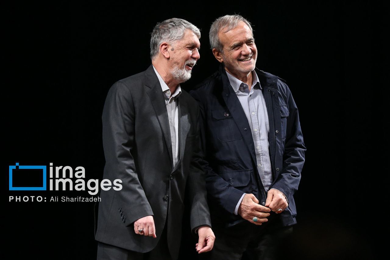 تصویر متفاوت از پزشکیان و وزیر ارشاد