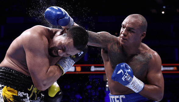 کشف ماده مخدر در نمونه قهرمان سنگین وزن بوکس