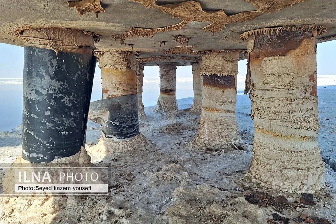 عکس/ تصاویری دردناک از دریاچه ارومیه