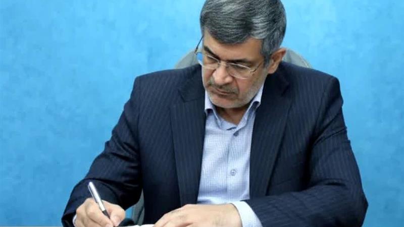 استاندار: نقش کتاب و مطالعه در تحقق شعار «یزد پایدار» بیبدیل است