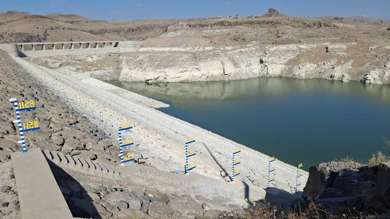 لبهای خشک سد سبلان مشگینشهر