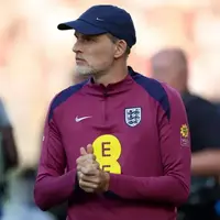 سرود ملی انگلیس بر لب یک آلمانی؛ شاید در جام جهانی!