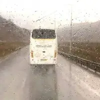 لغزندگی جادههای کرمانشاه در پی شروع بارشهای پاییزی؛ رانندگان احتیاط کنند