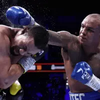 کشف ماده مخدر در نمونه قهرمان سنگین وزن بوکس