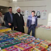 نمایشگاه کتاب در زرند گشایش یافت
