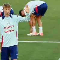 قلم قرمز اسپانیا روی نام ستاره رئال