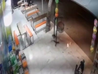 حادثه در ایستگاه فلافلی ۲۲ بهمن بندرعباس