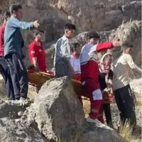 کوهنورد مصدوم در منطقه صعبالعبور قلعهحیدر شهرستان گناوه نجات یافت