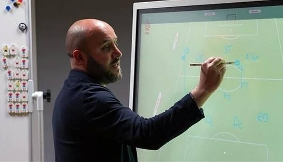 گالیاردی: شاید در آینده سرمربی تیم ملی یک کشور باشم!