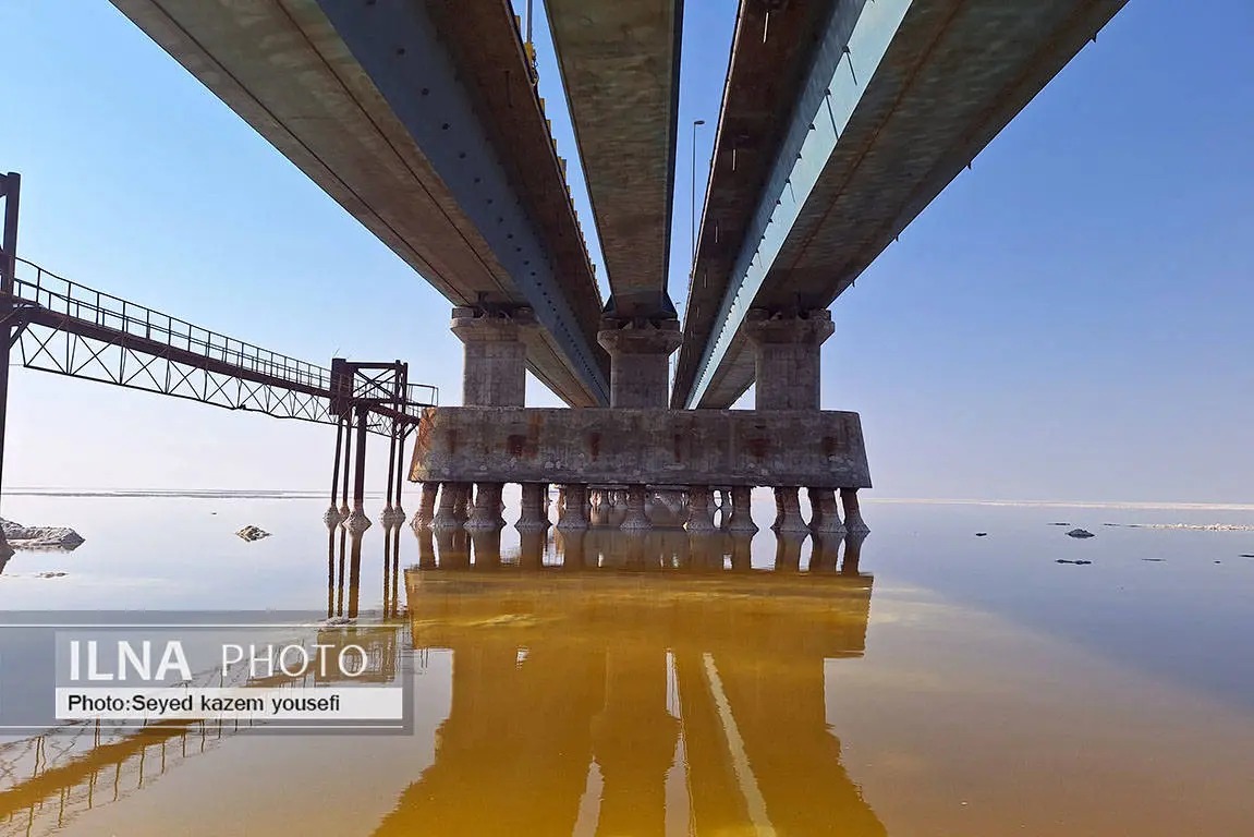 عکس/ تصاویری دردناک از دریاچه ارومیه