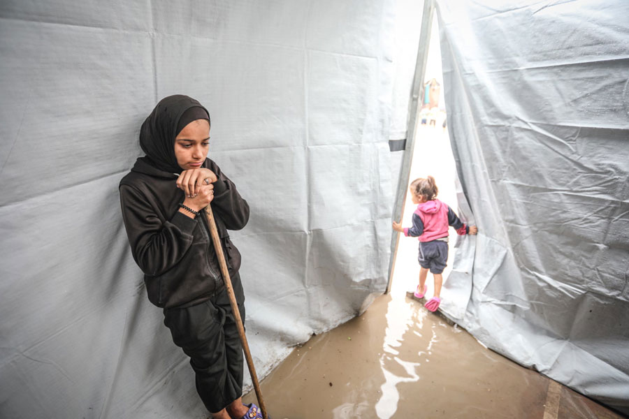 دیدنی های امروز؛ از سیل غزه تا پرتاب ماهواره های استارلینک