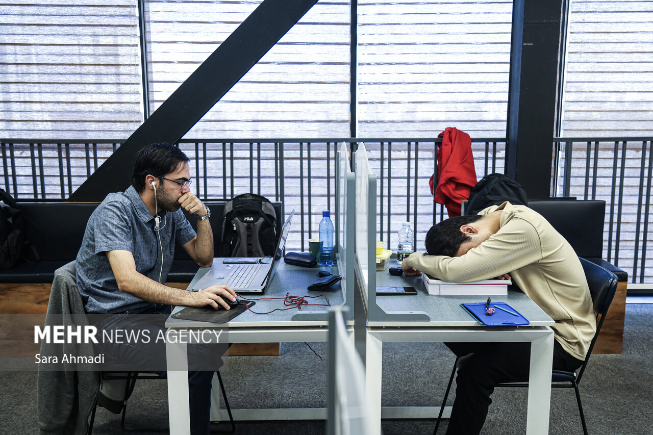 گشتوگذاری در قلب کتابخانههای مشهد