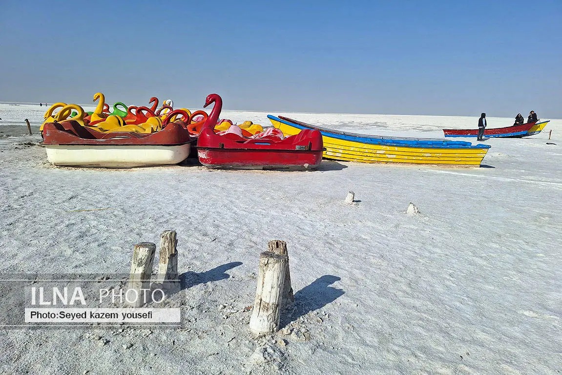 عکس/ تصاویری دردناک از دریاچه ارومیه