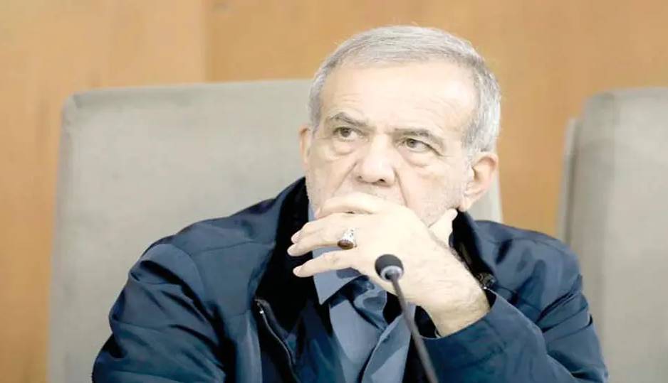 پاستورِ هزارتکه؛ دولتی بدون قدرت اجرایی و هویت سیاسی