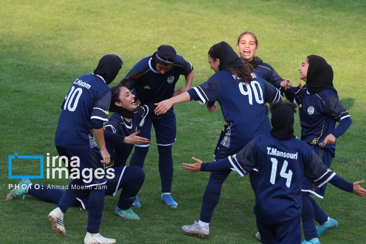 لیگ برتر فوتبال زنان؛ پرسپولیس و یاسام