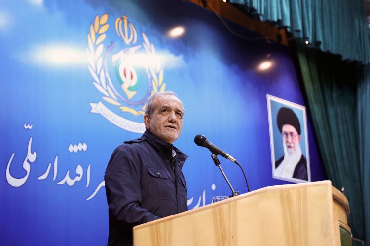 عکس/ نشست شورای راهبردی وزارت دفاع و پشتیبانی نیروهای مسلح با حضور رئیس‌جمهور