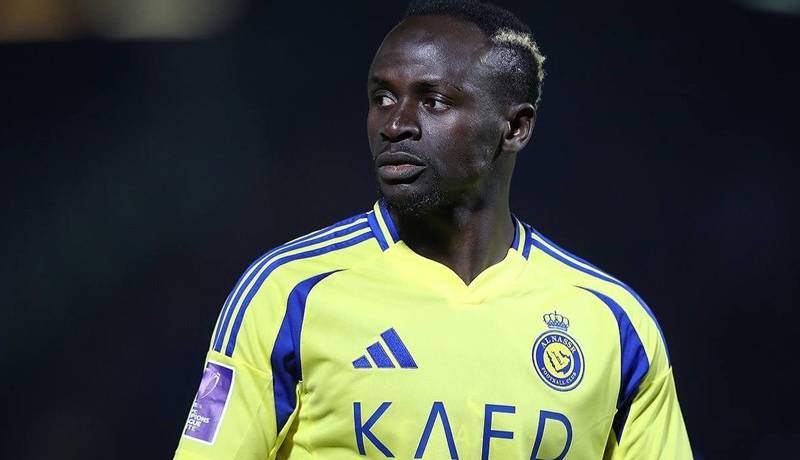 باشگاه عراقی به دلیل شعارهای نژادپرستانه علیه سادیو مانه نقرهداغ شد