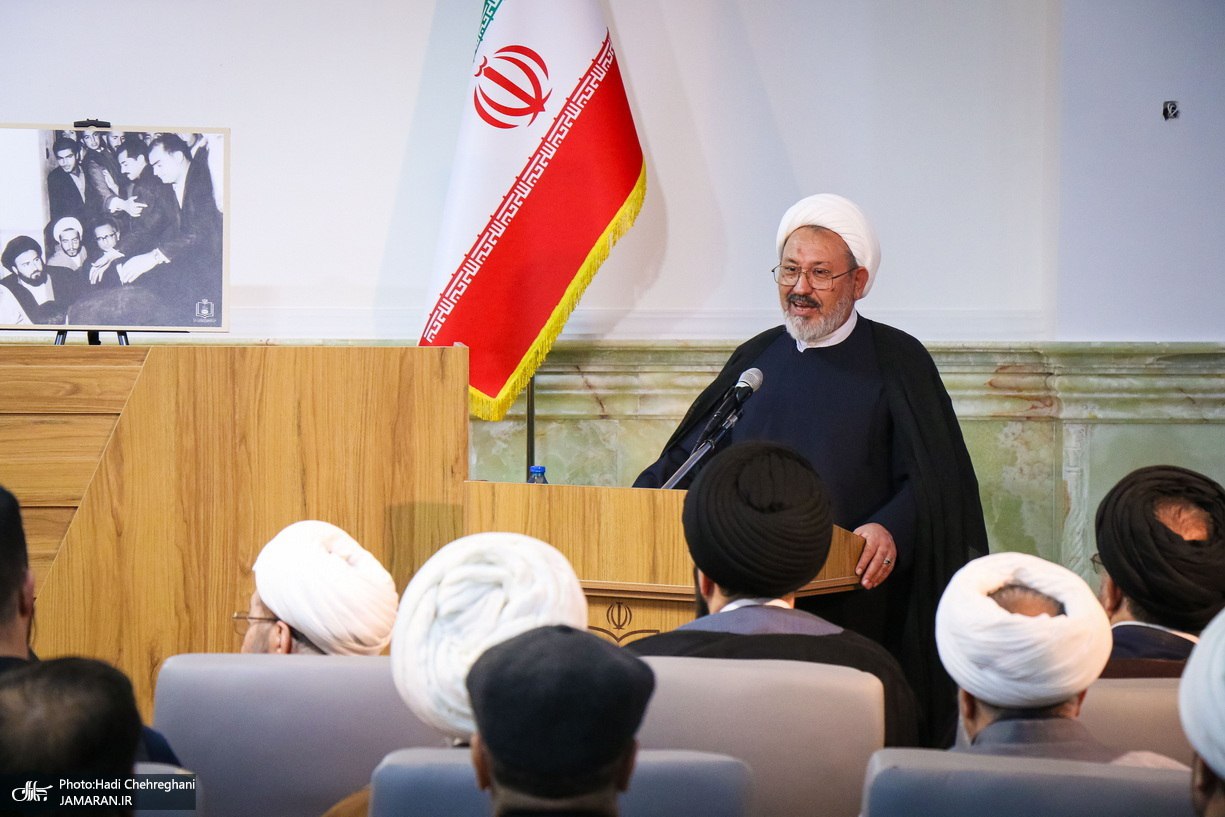 رونمایی از کتاب «مفتاح الهدایه فی شرح تحریر الوسیله»