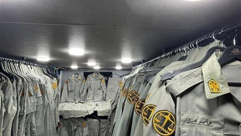 توزیع مرحله جدید البسه و تجهیزات شخصی محیط بانان