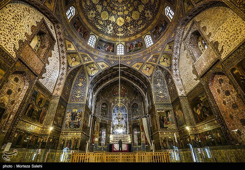 25 آبان ماه روز اصفهان