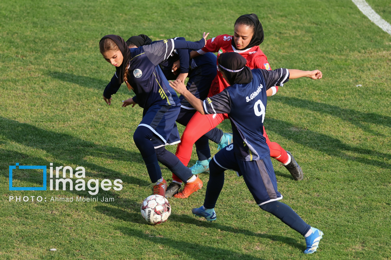 لیگ برتر فوتبال زنان؛ پرسپولیس و یاسام