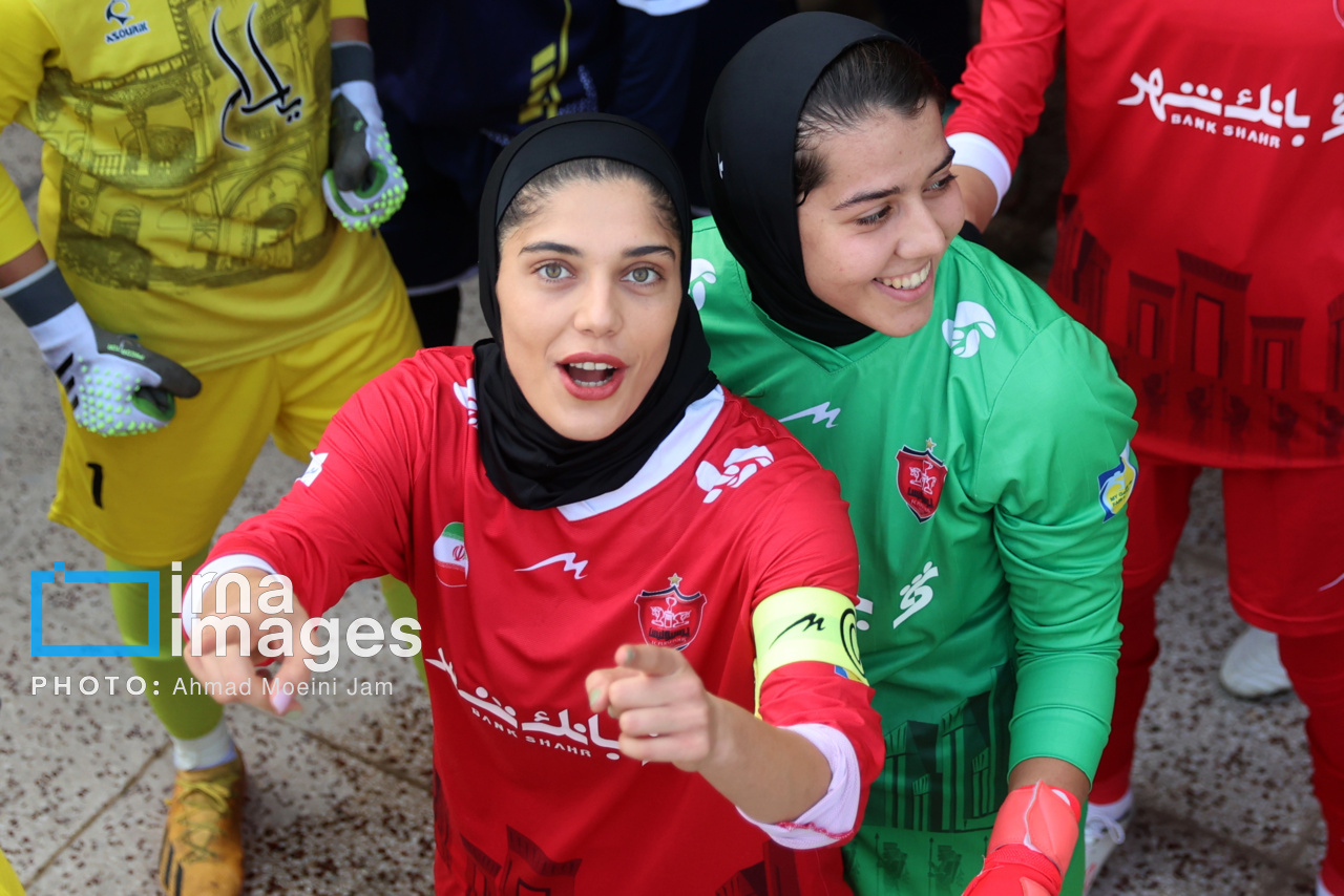 لیگ برتر فوتبال زنان؛ پرسپولیس و یاسام
