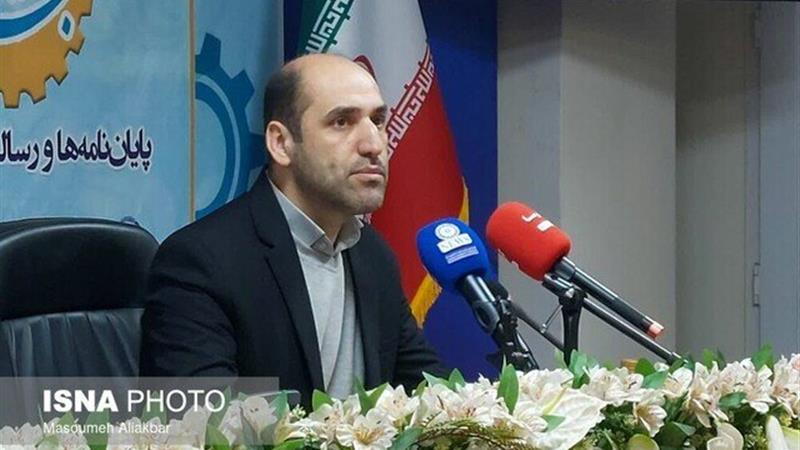 ۹۸ درصد پایان نامههای دانشجویی تقاضا محور نیست