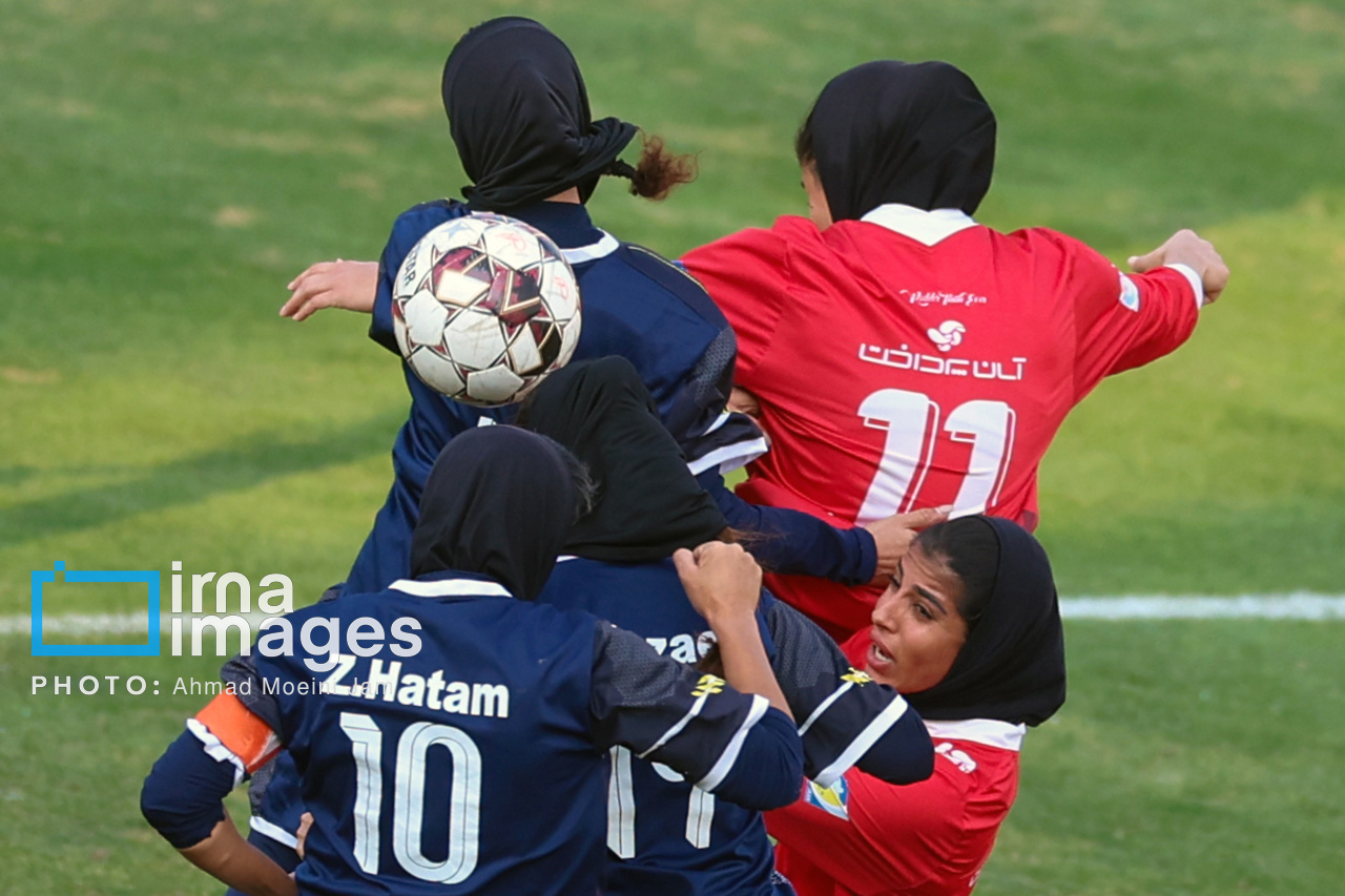 لیگ برتر فوتبال زنان؛ پرسپولیس و یاسام