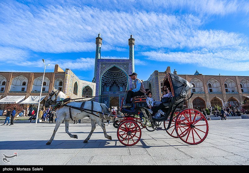 25 آبان ماه روز اصفهان