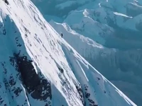 فتح قله اورست توسط اسکی باز لهستانی