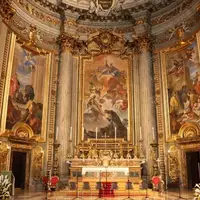 تکنیک نقاشی 3 بعدی روی سقف کلیسا در ایتالیا