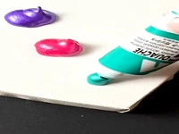 یک طراحی زیبا روی قلب سپید